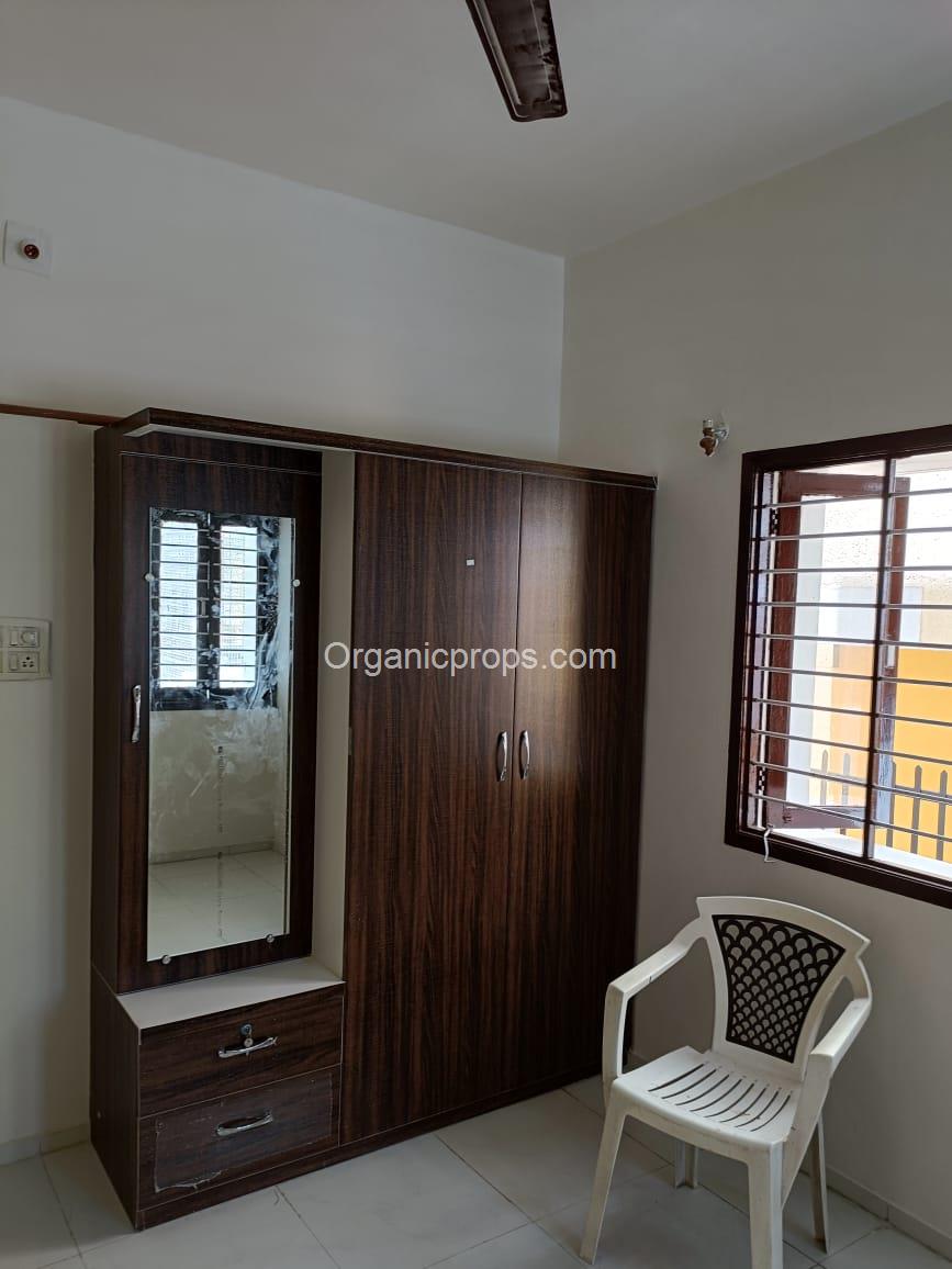 4 BHK BUNGALOW ON RENT